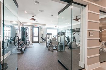 24-Hr fitness center with free weights